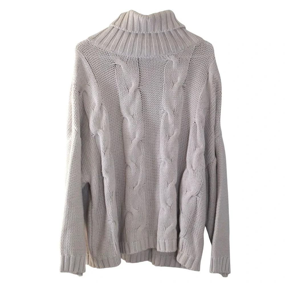 Premise cable knit